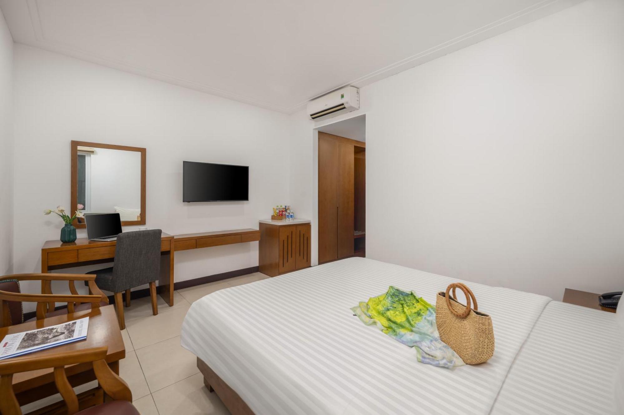 Star Hotel And Spa Danang Exterior photo